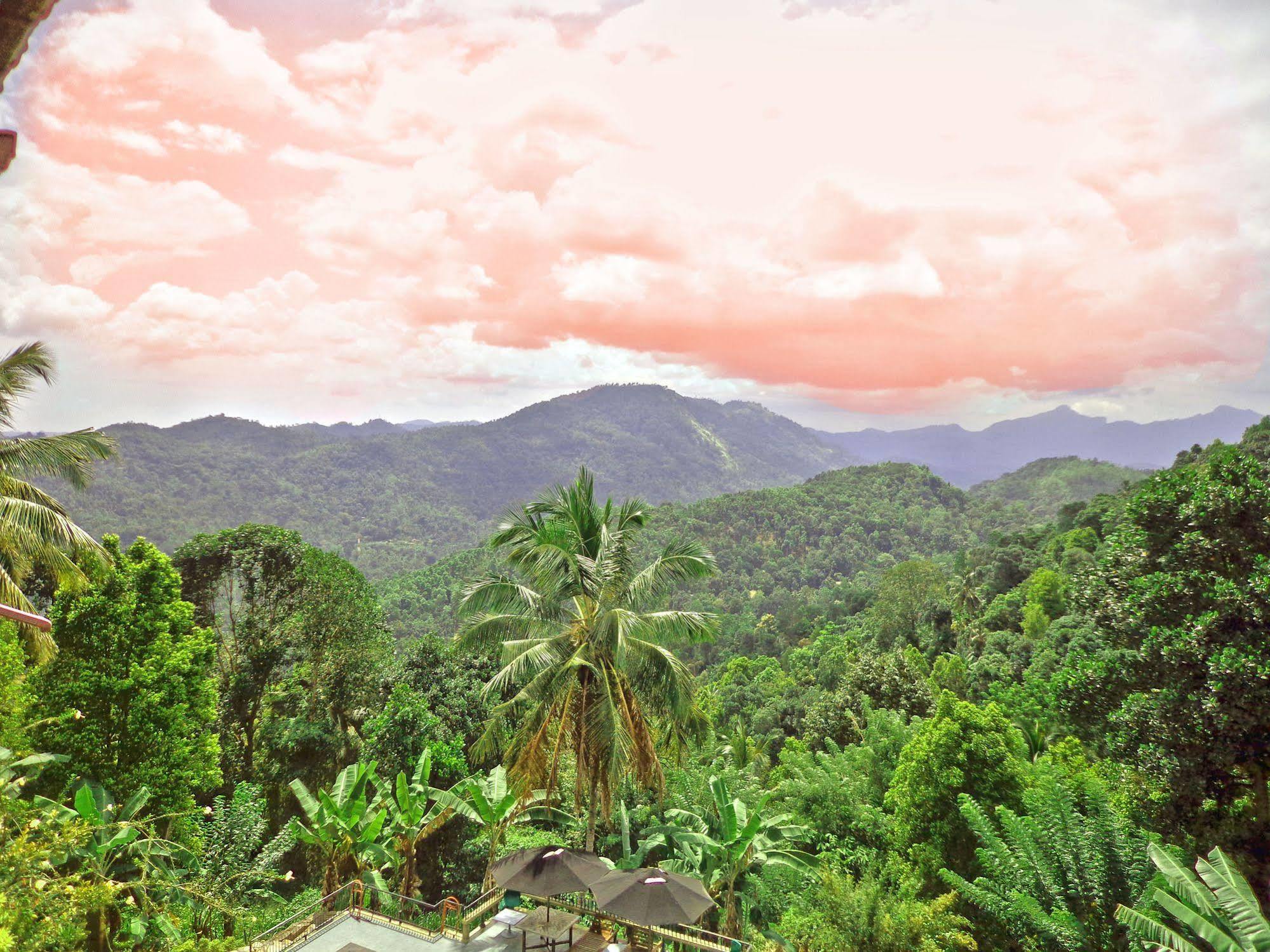 Brookside Resort By Earl'S Kandy Dış mekan fotoğraf